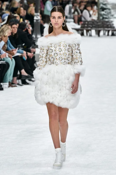 Look 72